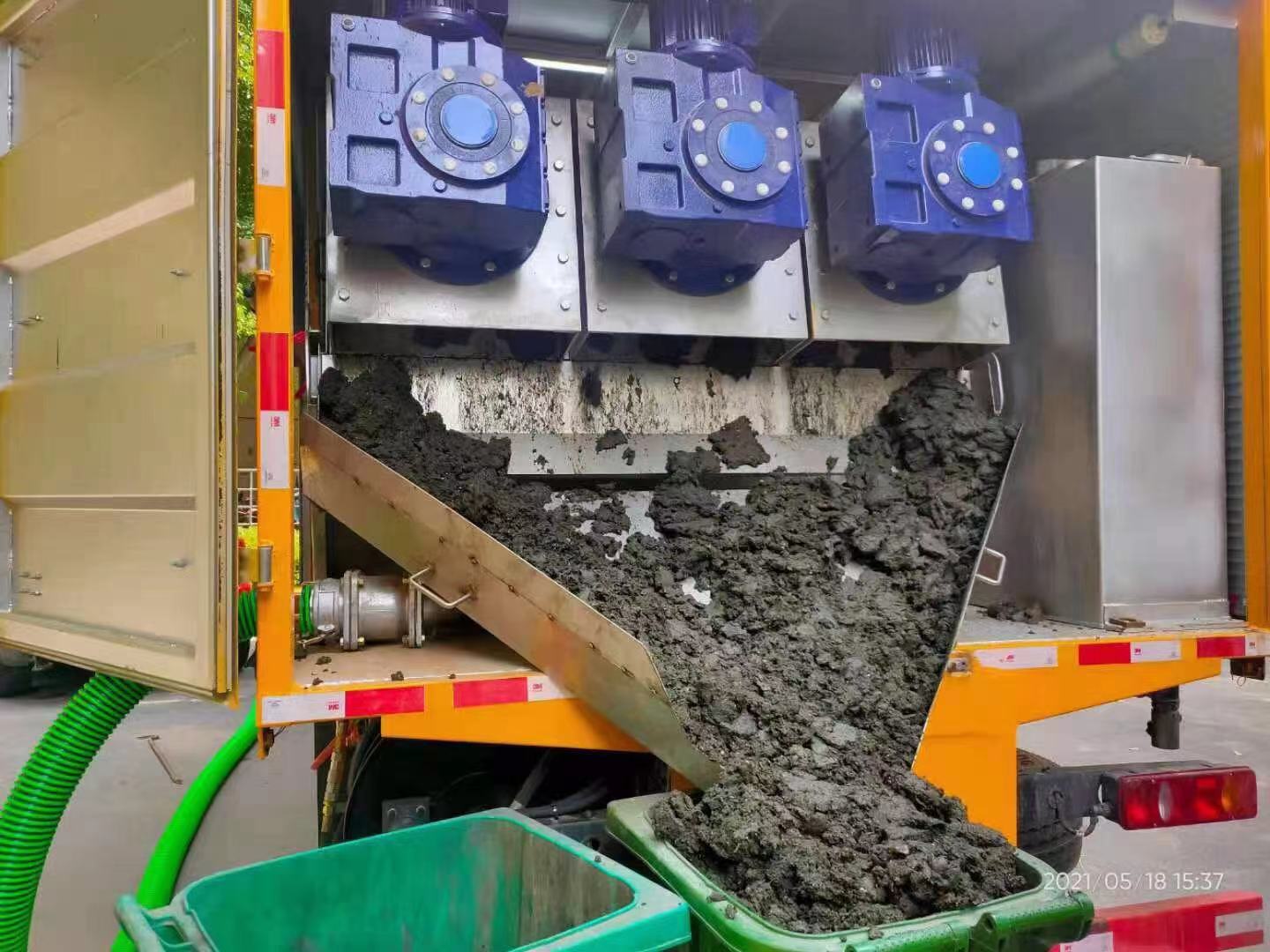 万山化粪池清掏城市维护站-泥浆净化干湿分离处理